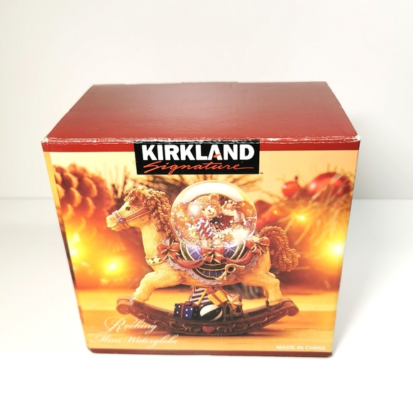 KIRKLAND | Collectible Rocking Mini Waterglobe - Picture 5 of 5